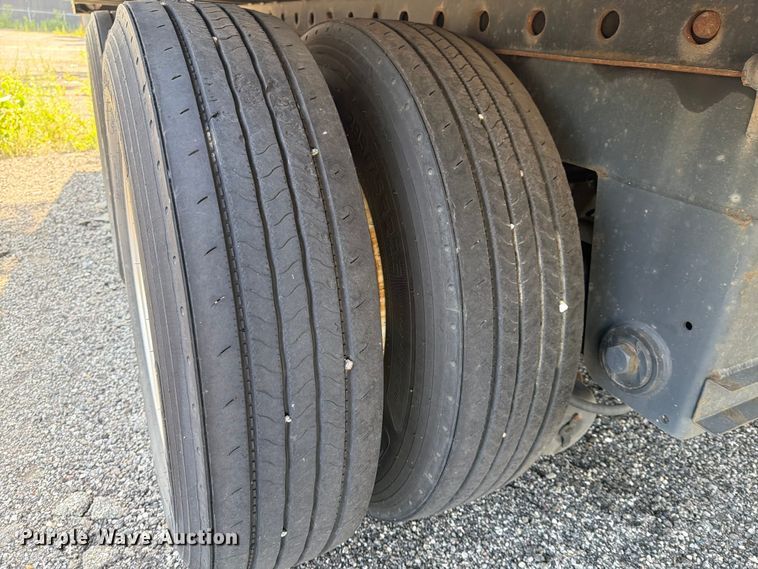 image for item EM0143 2023 Comercaliza dry van trailer