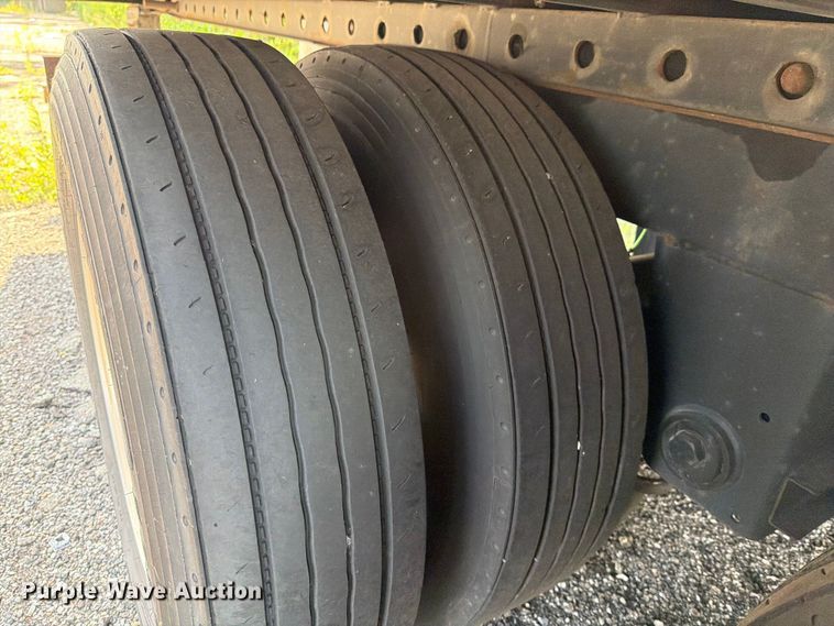 image for item EM0143 2023 Comercaliza dry van trailer