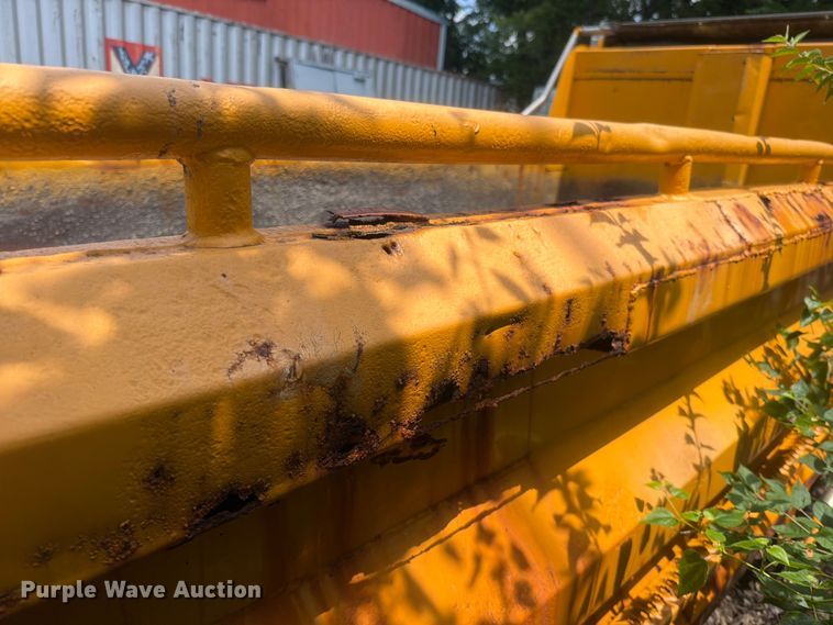 image for item EO8667 Wheeler HT1636 dump truck bed