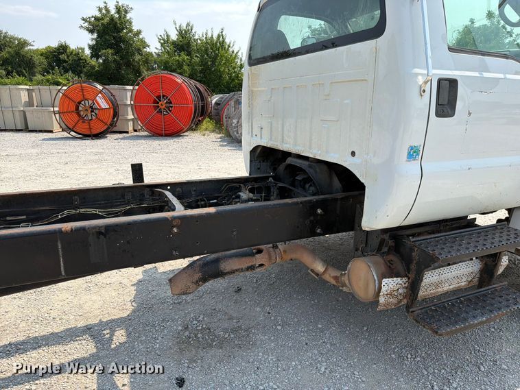 image for item EO8678 2008 Ford F650 Super Duty truck cab and chassis
