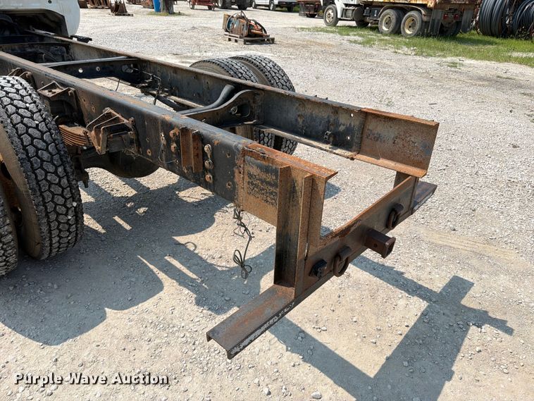 image for item EO8678 2008 Ford F650 Super Duty truck cab and chassis