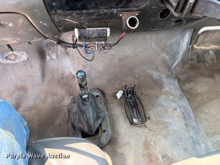 image for item EO8678 2008 Ford F650 Super Duty truck cab and chassis