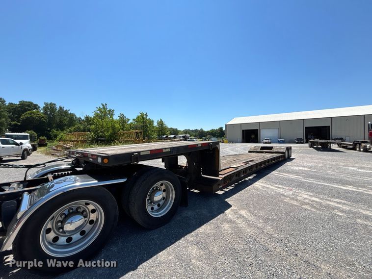 2013 Fontaine lowboy equipment trailer