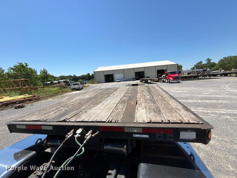 image for item ER3115 2013 Fontaine lowboy equipment trailer