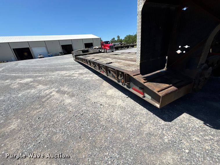 image for item ER3115 2013 Fontaine lowboy equipment trailer