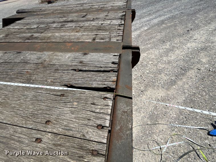 image for item ER3115 2013 Fontaine lowboy equipment trailer