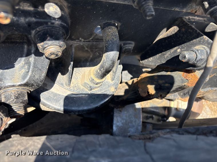 image for item ET8655 2014 Kenworth T800 truck cab and chassis