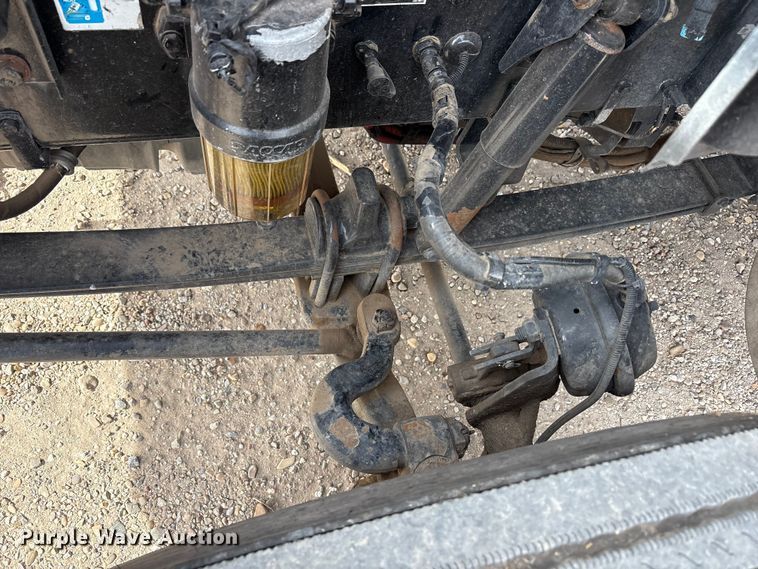 image for item EU4861 2019 Kenworth T880 semi truck