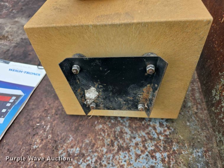 image for item EV2436 Weigh-Tronix  615 scale