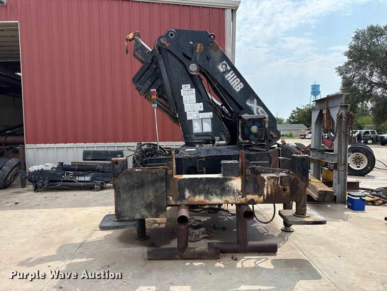 2005 Hiab 422 E-5 truck mounted crane