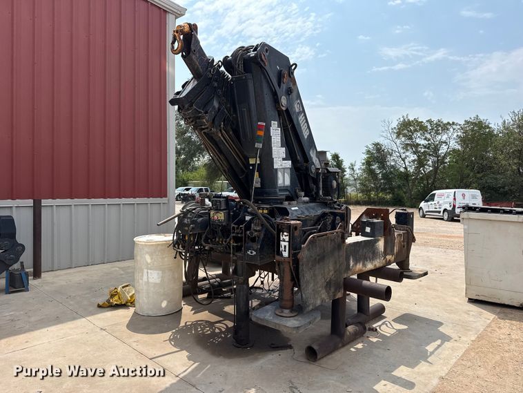 image for item EW4173 2005 Hiab 422 E-5 truck mounted crane