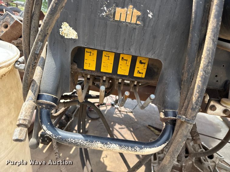 image for item EW4173 2005 Hiab 422 E-5 truck mounted crane