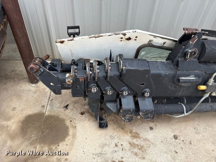 image for item EW4173 2005 Hiab 422 E-5 truck mounted crane