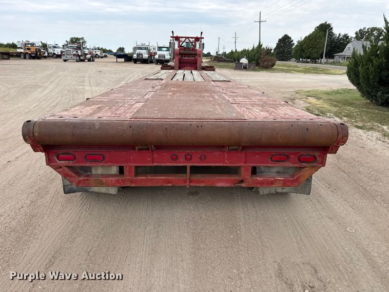 image for item EW4174 1983 Vulcan  lowboy oilfield trailer