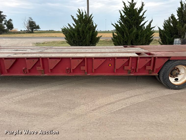image for item EW4174 1983 Vulcan  lowboy oilfield trailer