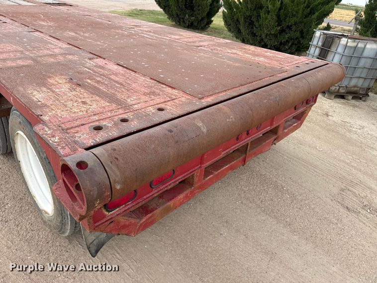 image for item EW4174 1983 Vulcan  lowboy oilfield trailer