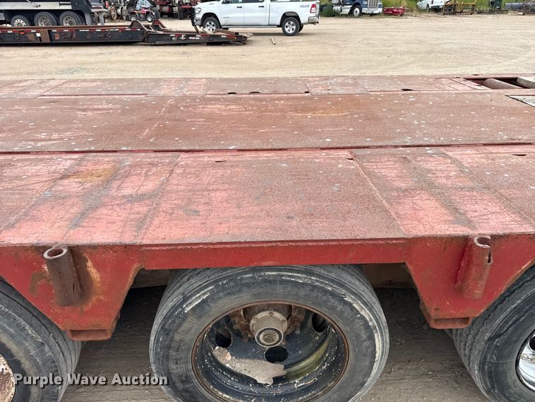 image for item EW4174 1983 Vulcan  lowboy oilfield trailer