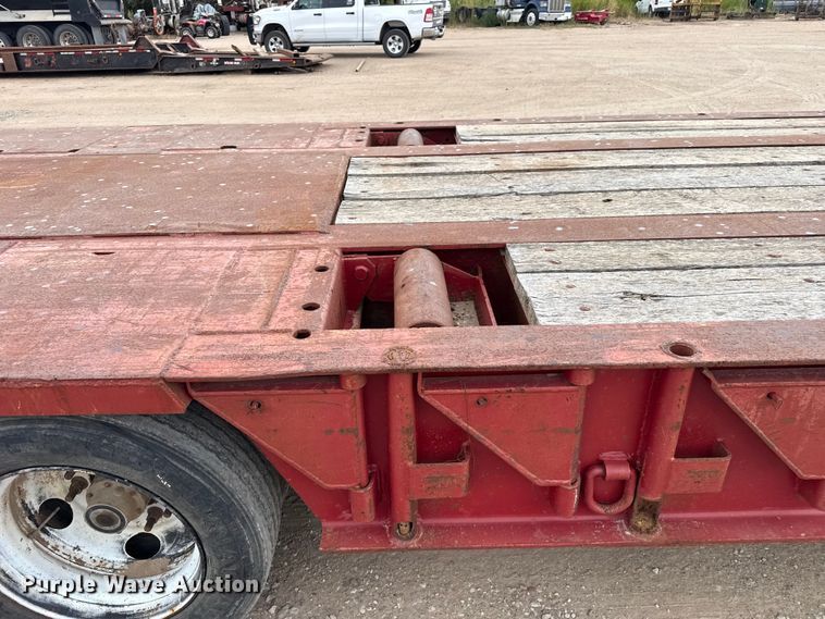image for item EW4174 1983 Vulcan  lowboy oilfield trailer