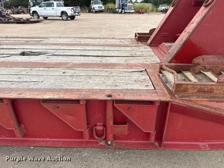 image for item EW4174 1983 Vulcan  lowboy oilfield trailer