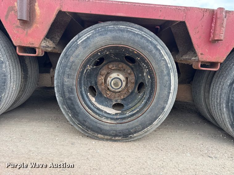 image for item EW4174 1983 Vulcan  lowboy oilfield trailer