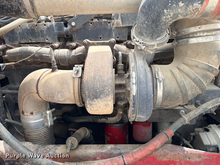 image for item EW4175 1982 Peterbilt 382 semi truck