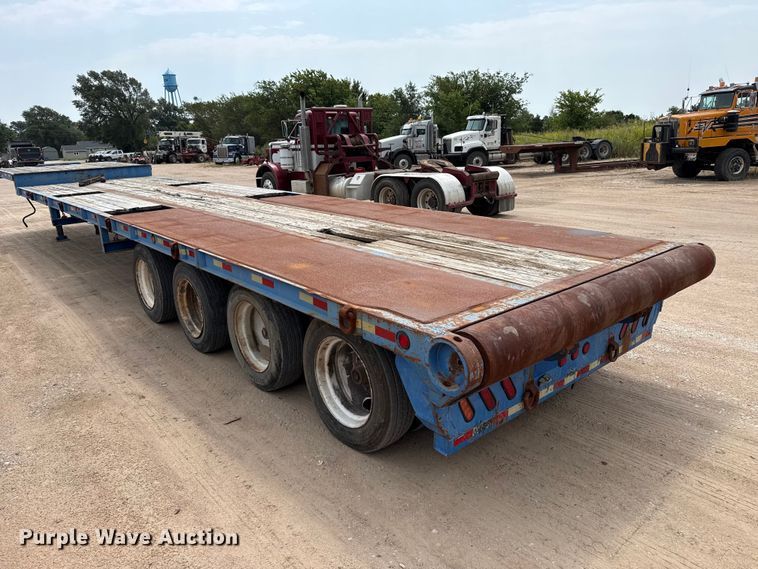image for item EW4176 2001 Viking oilfield trailer