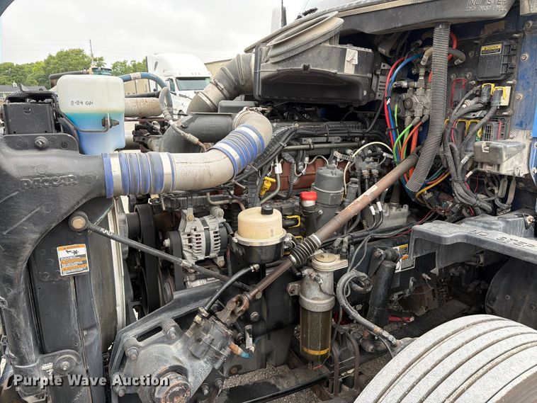 image for item EX4105 2018 Kenworth T680 semi truck