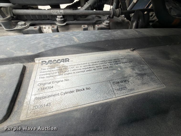 image for item EX4105 2018 Kenworth T680 semi truck