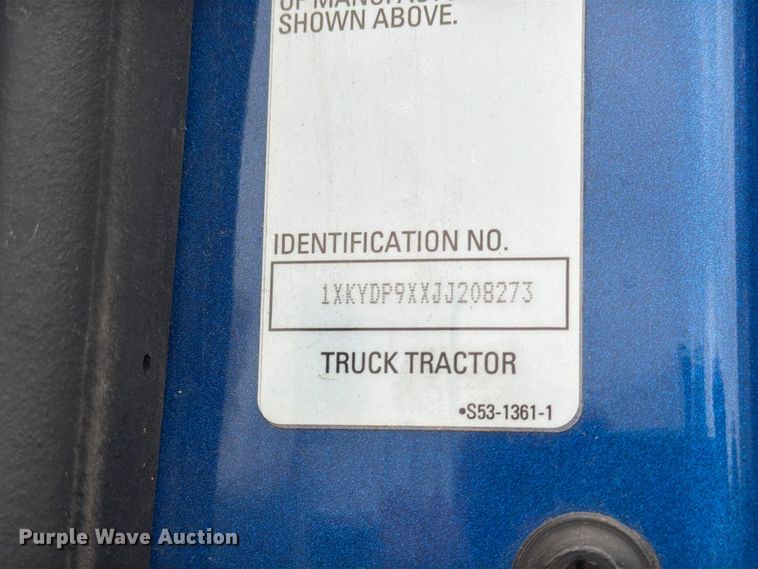 image for item EX4105 2018 Kenworth T680 semi truck