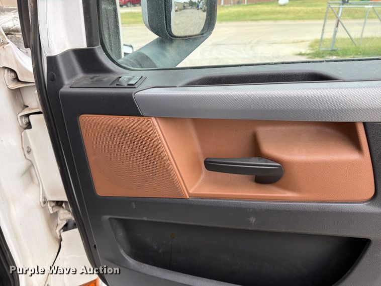 image for item EX4106 2020 Freightliner Cascadia semi truck