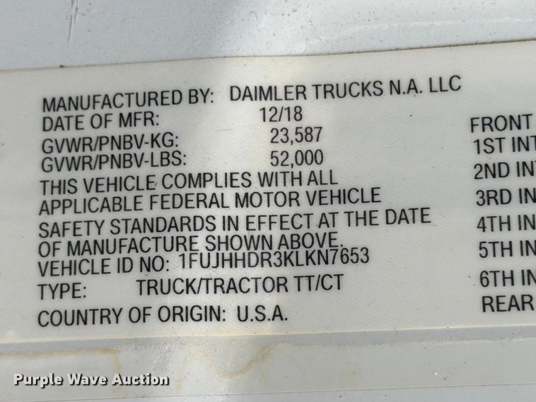 image for item EX4107 2019 Freightliner Cascadia semi truck