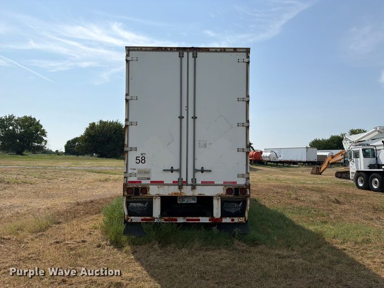 image for item FB4974 2010 Wabash dry van trailer