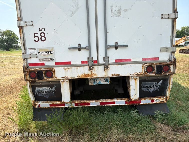 image for item FB4974 2010 Wabash dry van trailer