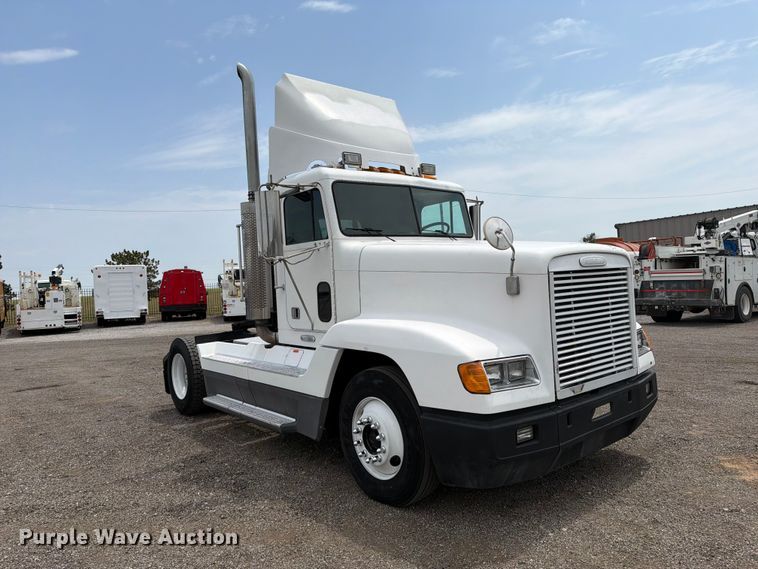 image for item FB5021 1998 Freightliner FLD120 semi truck