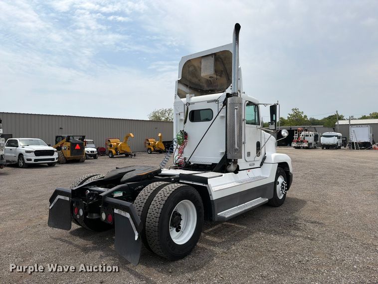 image for item FB5021 1998 Freightliner FLD120 semi truck