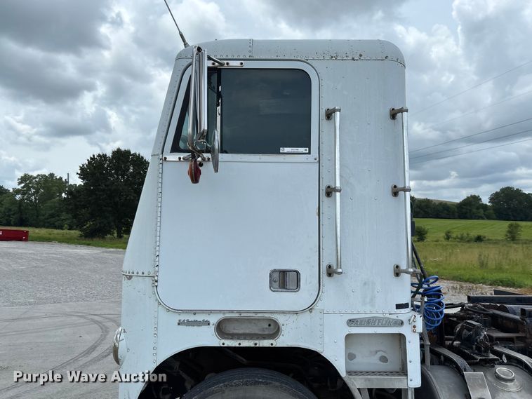 image for item FC1742 1983 Freightliner FLT Semi truck