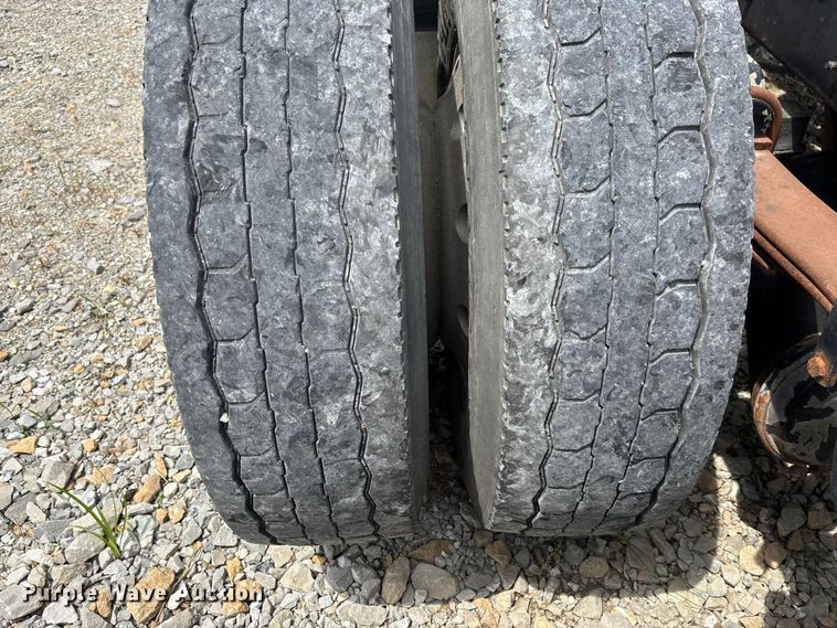 image for item FC1742 1983 Freightliner FLT Semi truck