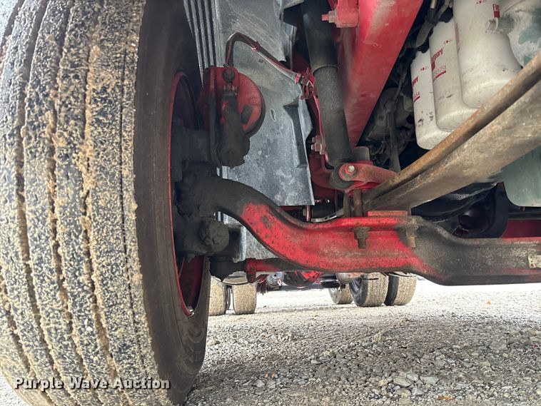 image for item FC1750 2017 Volvo VNL semi truck