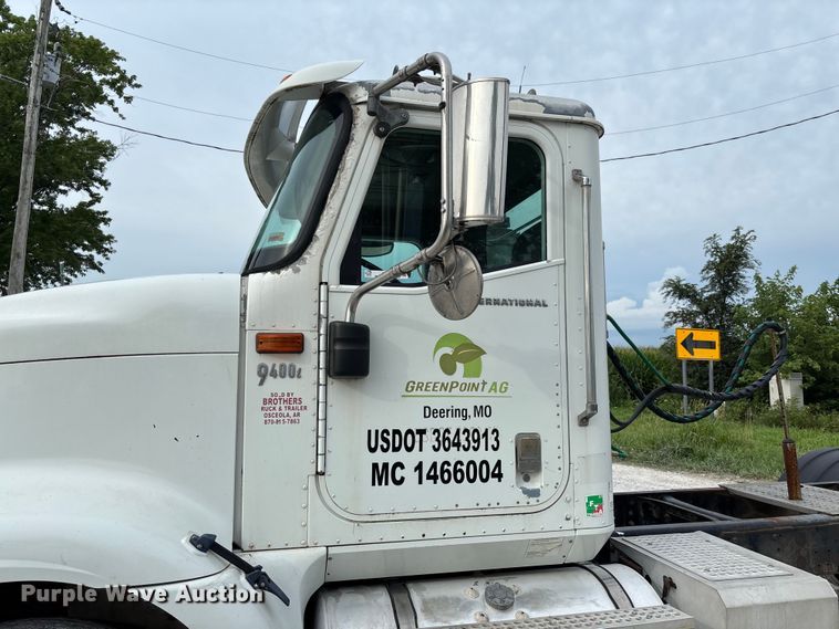 image for item FC1851 2006 International 9400i semi truck