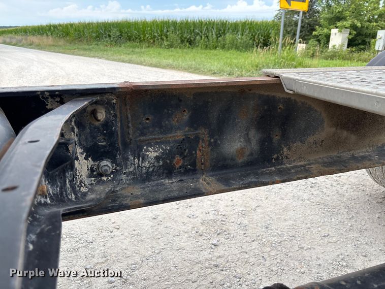 image for item FC1851 2006 International 9400i semi truck