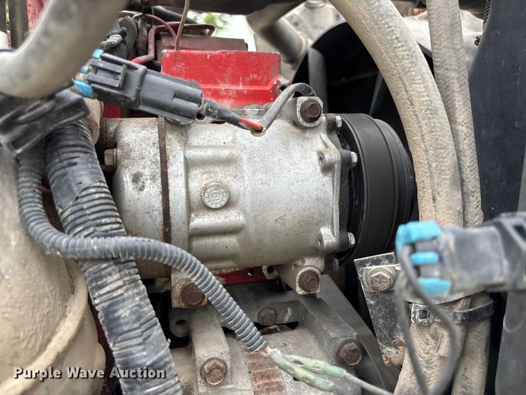image for item FC1851 2006 International 9400i semi truck