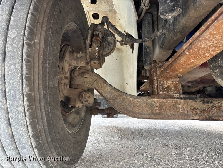 image for item FC1851 2006 International 9400i semi truck