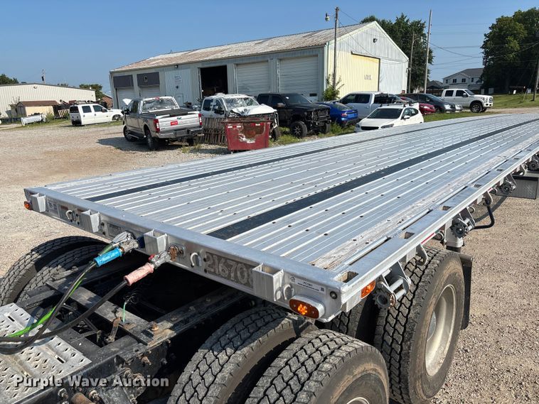 image for item FC1901 2020 Western Trailers flatbed trailer