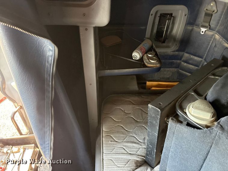 image for item FC2497 2008 Peterbilt 386 semi truck