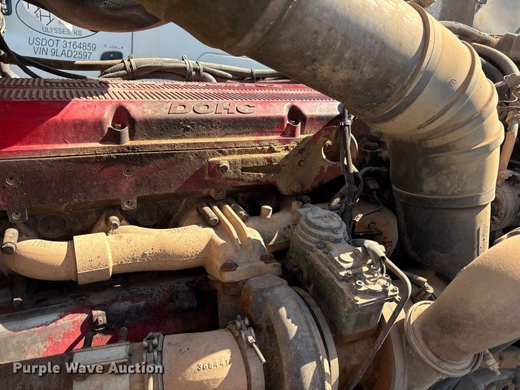 image for item FC2497 2008 Peterbilt 386 semi truck