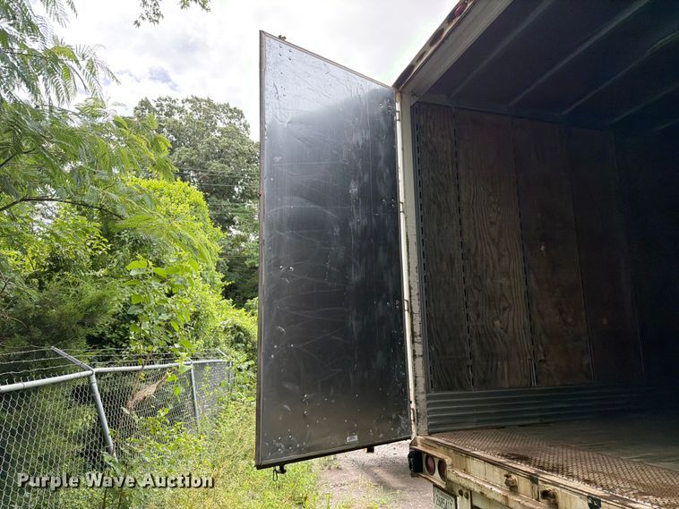 image for item FC3203 2006 Stoughton Trailers dry van trailer