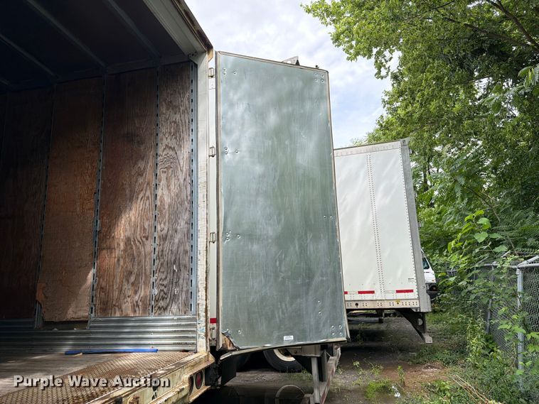 image for item FC3203 2006 Stoughton Trailers dry van trailer