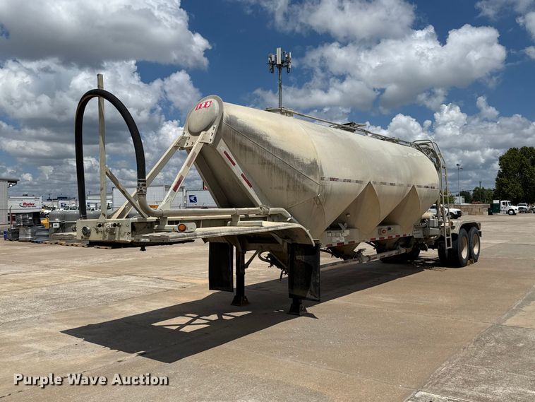 1999 Fruehauf HAB-HT2-J1000X3 pneumatic dry bulk trailer