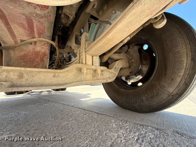 image for item FC4023 2016 Peterbilt 389 semi truck