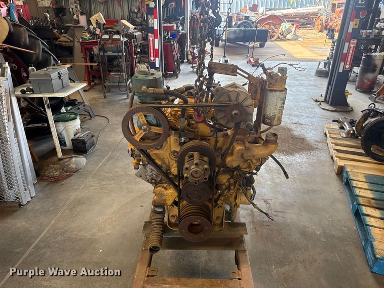 image for item FC4111 Caterpillar 3208 diesel engine